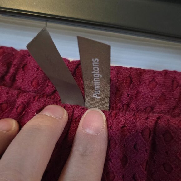 Raspberry pink skirt with elastic waist and pockets, size 1X - Picture 5 of 8